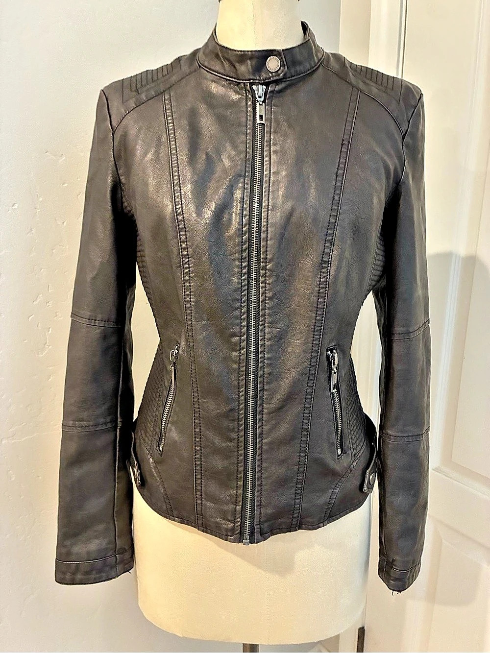 Lock & Love English Faux Leather Moto Jacket Size Small Like New
